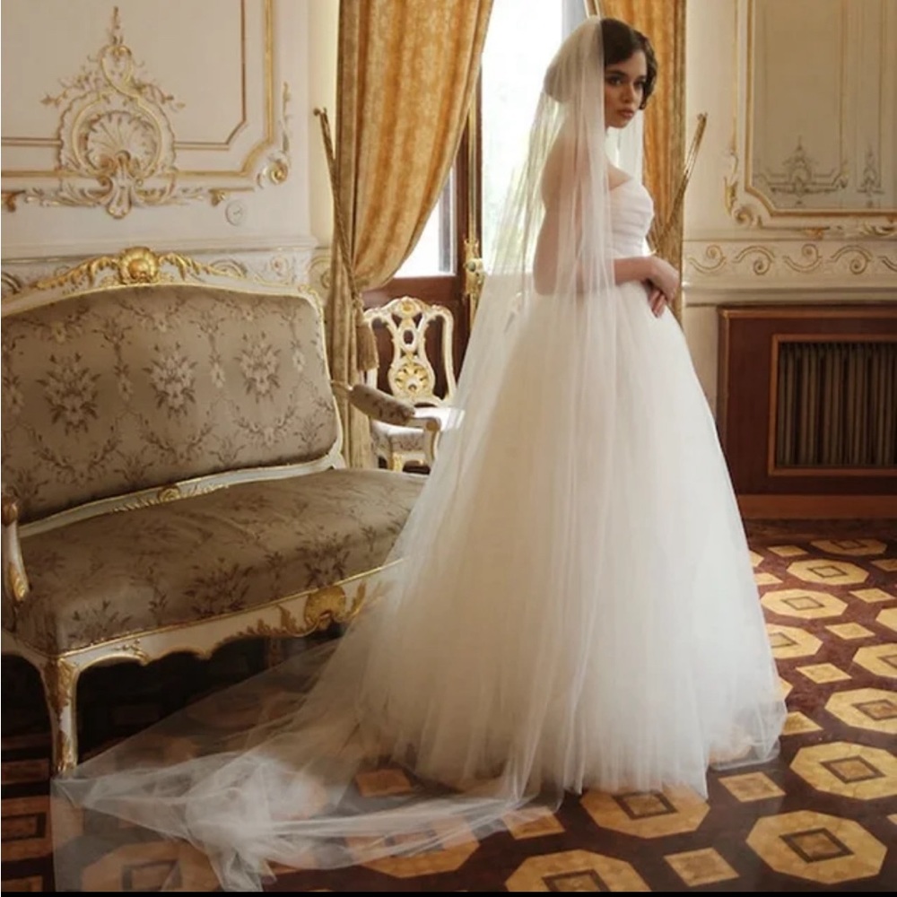 VEIL cathedral length